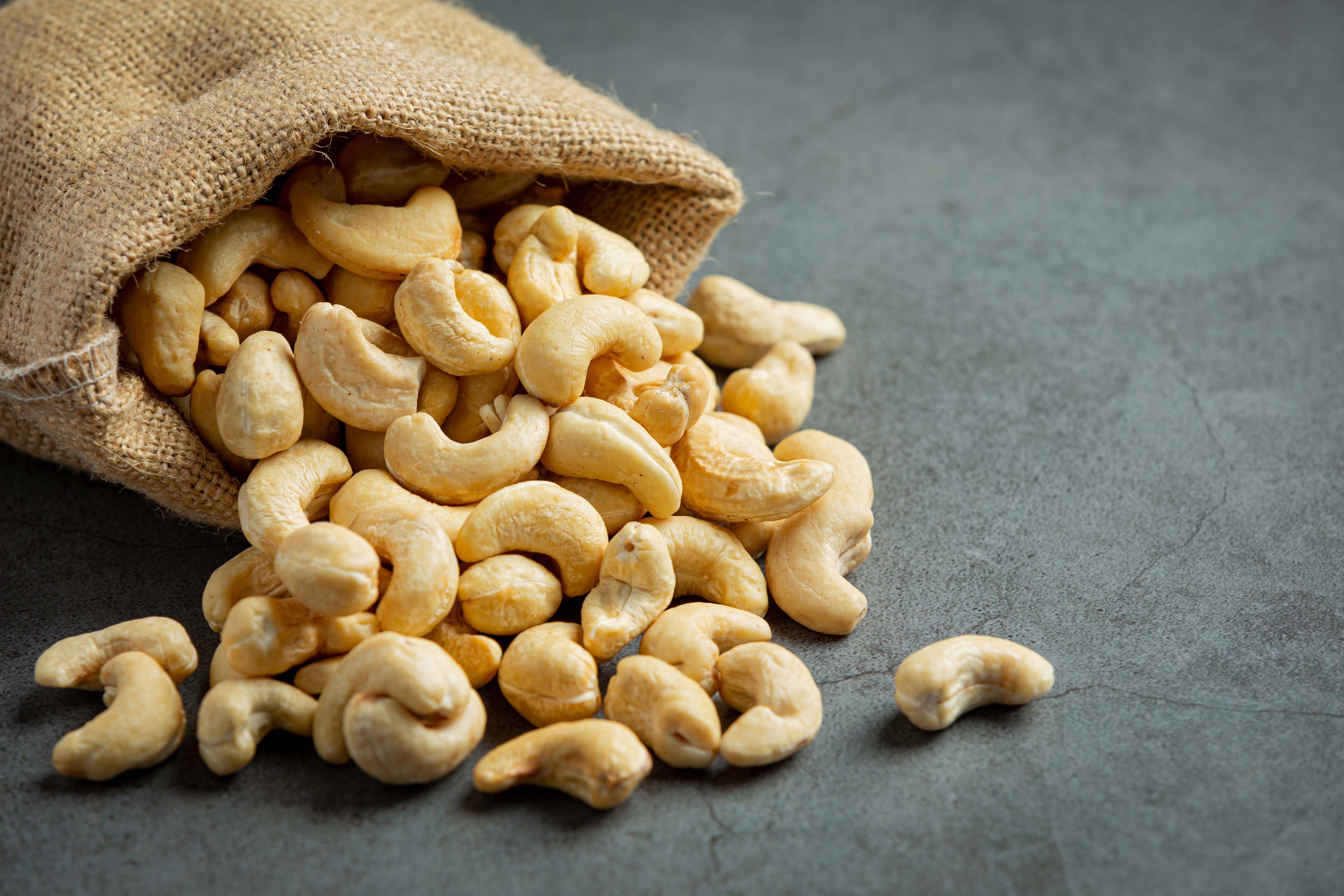 কাজু বাদাম/ Cashew Nuts 500g